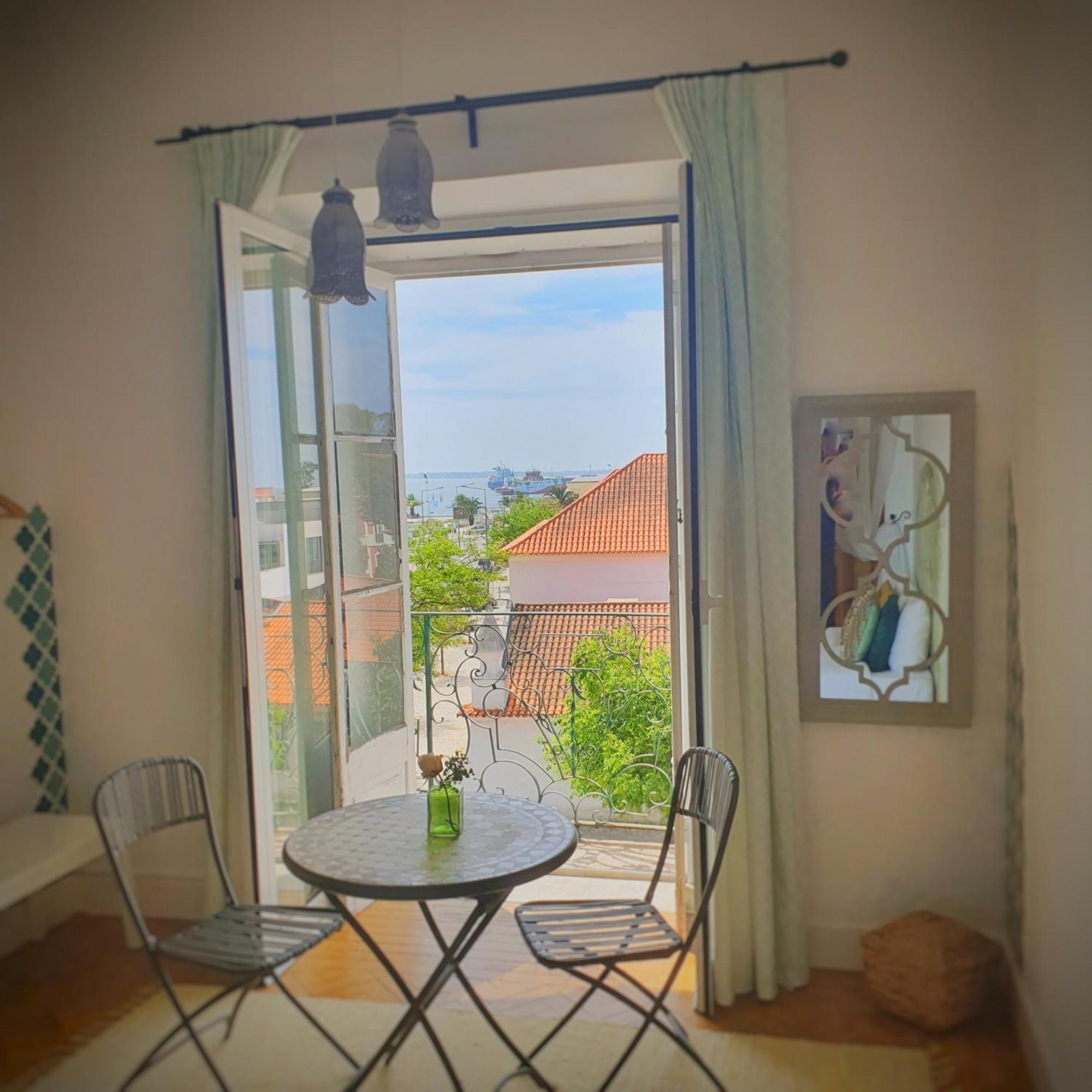 Alojamentos Vista Mar-Luisa Todi Setúbal Exteriör bild